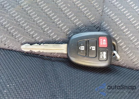 2017 Toyota Camry Le из США, поврежденный, VIN 4T1BF1FK0HU444646